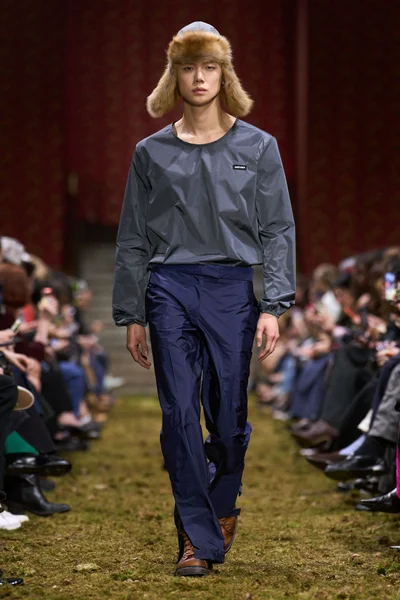 Look 46